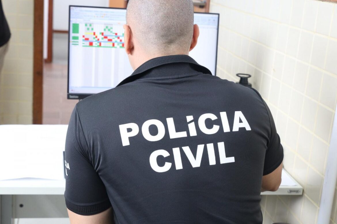mulher-e-presa-por-fraude-de-r$-8-mil-com-cartao-de-credito-em-eunapolis