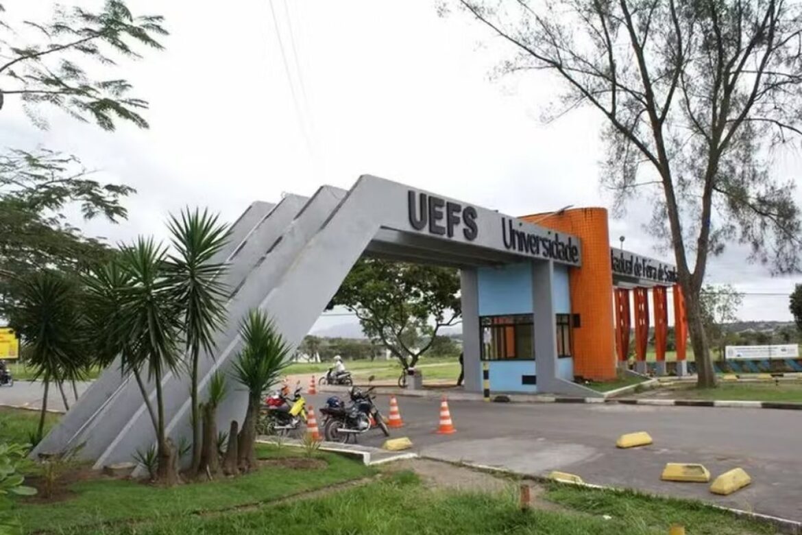universidade-baiana-anuncia-concurso-com-salarios-iniciais-de-r$-4-mil;-saiba-como-se-inscrever