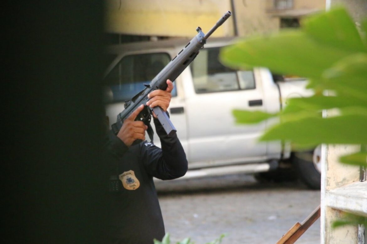 homem-e-preso-apontado-como-“gerente-do-trafico”-no-reconcavo-baiano;-suspeito-e-investigado-por-homicidio