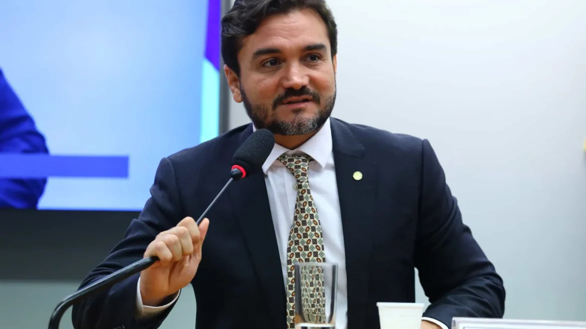 centrao-usa-julgamento-de-bolsonaro-para-acelerar-saida-do-governo-e-resgatar-pautas-polemicas