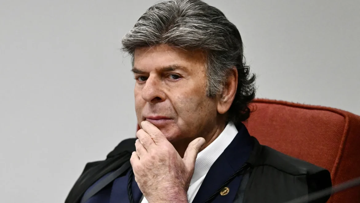fux-vota-tres-vezes-para-anular-processo-contra-bolsonaro-e-trava-embate-com-metodos-de-moraes