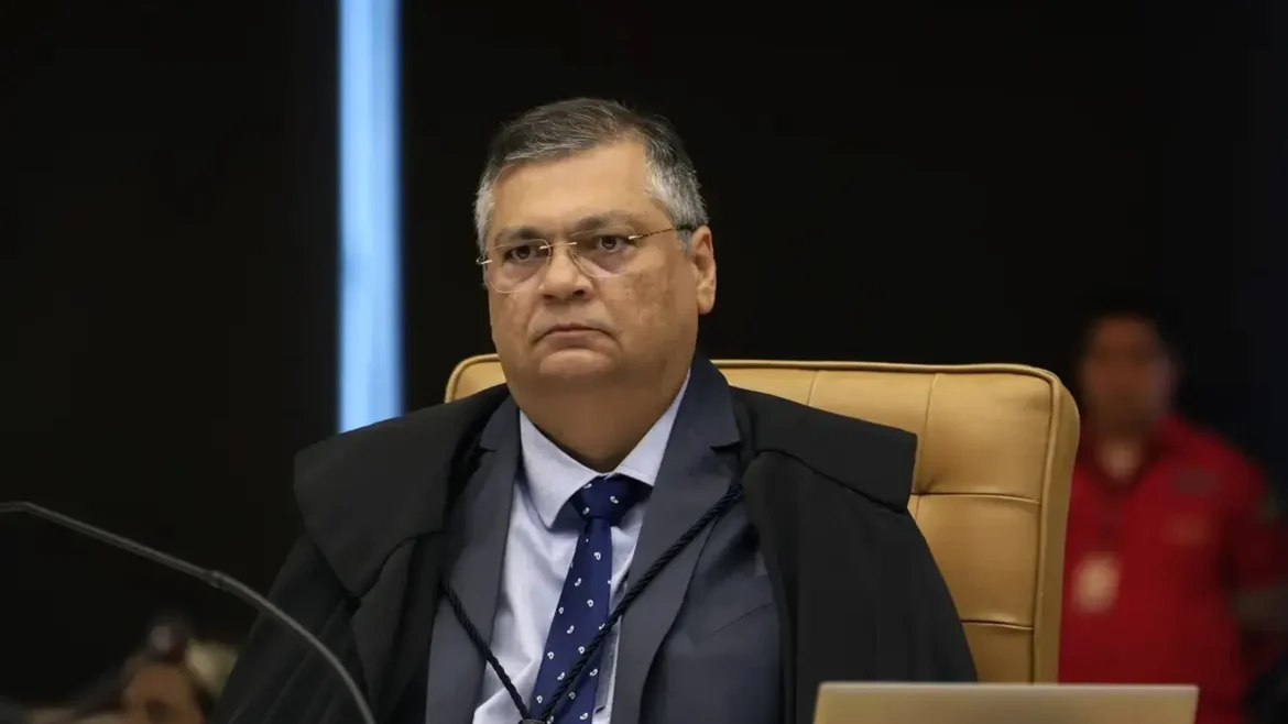 dino-abre-investigacao-contra-bolsonaro,-filhos-e-outros-20-com-base-na-cpi-da-covid