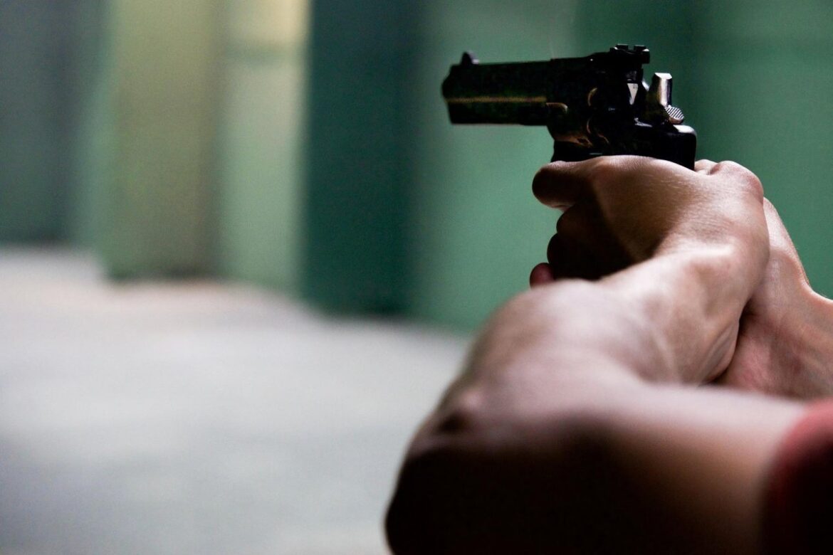 sobe-para-52-o-numero-de-adolescentes-vitimas-de-arma-de-fogo-em-salvador-e-rms-em-2025
