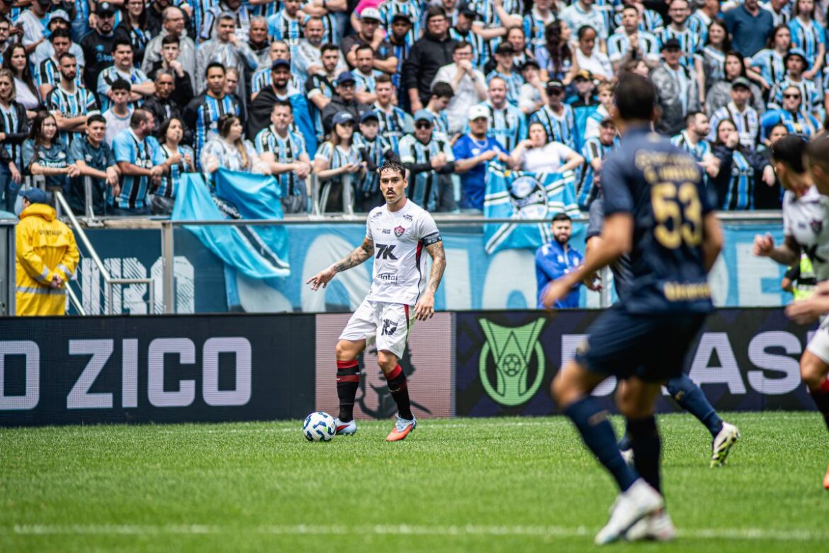 apos-terceira-derrota-seguida,-vitoria-chega-a-80%-de-chances-de-rebaixamento-para-serie-b