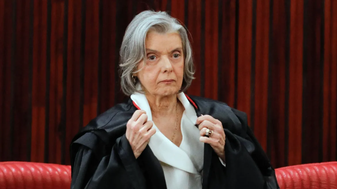 carmen-diz-que-agressoes-a-democracia-impoem-vigilancia-ininterrupta-de-ministros-do-stf