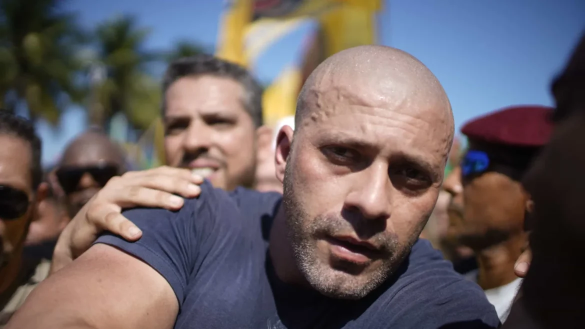 moraes-autoriza-daniel-silveira-a-cumprir-pena-no-regime-aberto