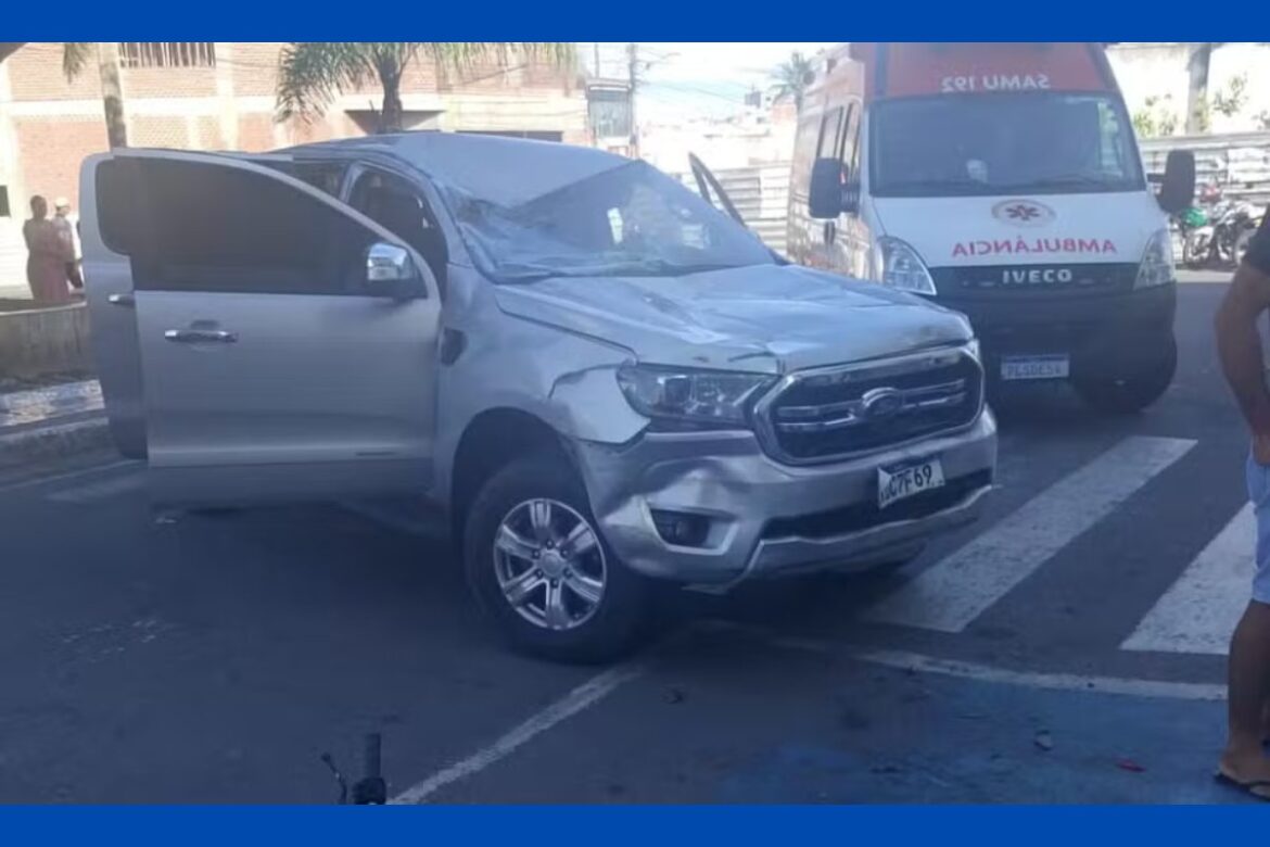 motorista-passa-mal-ao-volante,-perde-controle-de-carro-e-atropela-duas-pessoas-no-interior-da-bahia
