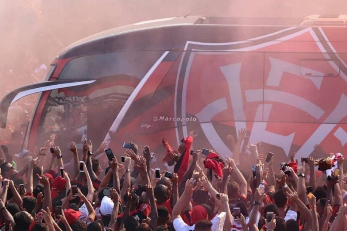 vitoria-confirma-realizacao-do-tradicional-“corredor-rubro-negro”-antes-do-classico-ba-vi