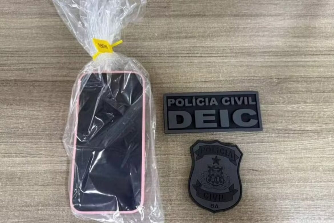 mulher-e-suspeita-de-roubar-dados-de-idosos-em-copiadora-e-usava-cartoes-em-compras-online