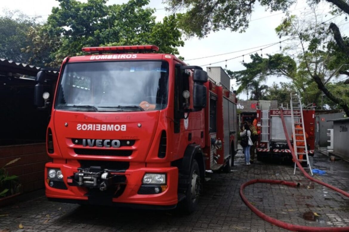 churrascaria-tem-prejuizo-de-r$-2-milhoes-apos-incendio-em-porto-seguro