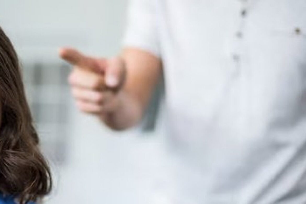 homem-e-preso-suspeito-de-ameacar-filha-apos-desaparecimento-de-r$-30-na-bahia