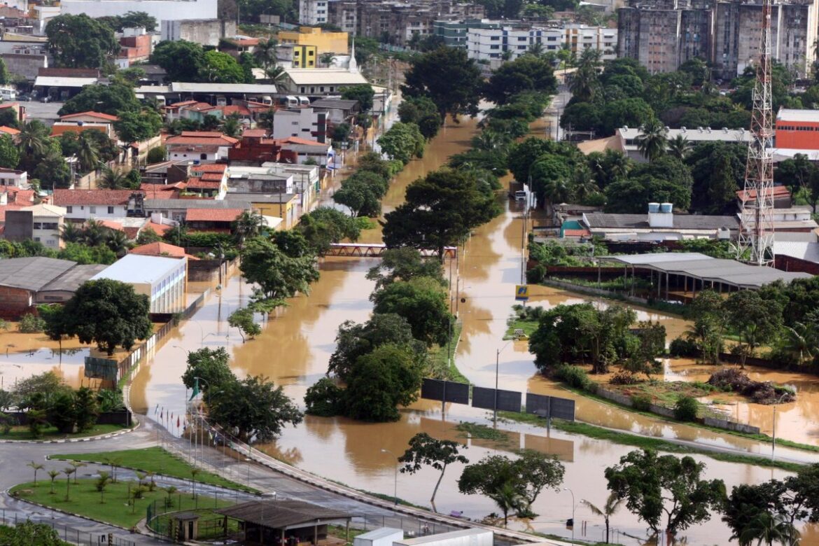 inmet-emite-alerta-de-tempestade-em-110-cidades-baianas