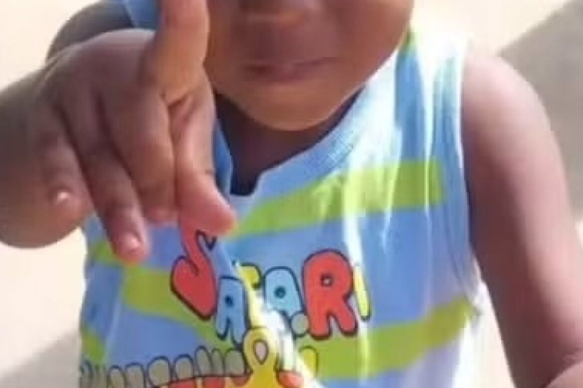 menino-de-2-anos-morre-afogado-em-piscina-da-casa-dos-avos-na-ba