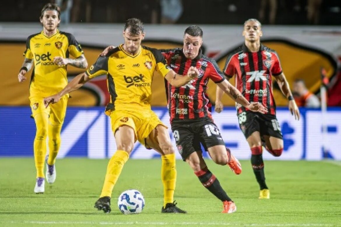 com-chance-de-dormir-fora-da-zona,-vitoria-visita-o-ja-rebaixado-sport