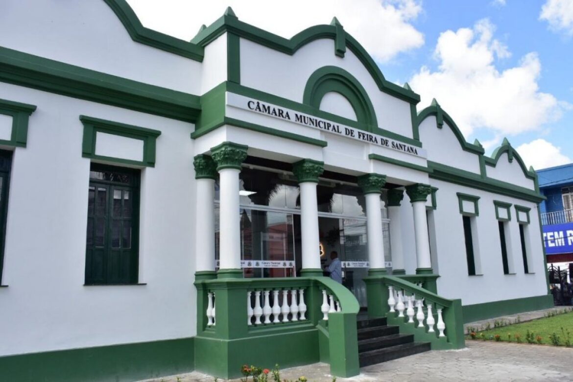 cota-mensal-de-combustivel-dos-vereadores-de-feira-de-santana-e-suspensa