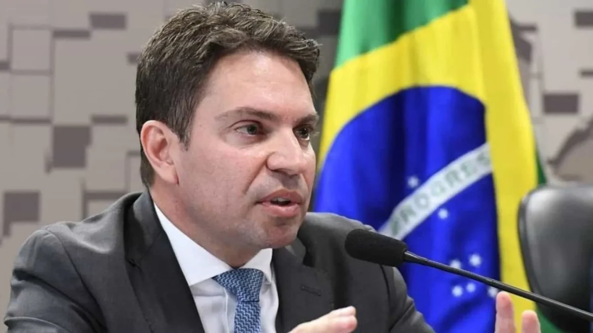 diretor-da-pf-confirma-que-ramagem-saiu-do-brasil-pela-guiana