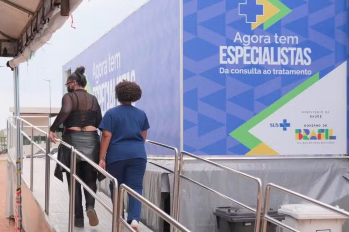 cidades-baianas-recebem-carretas-do-governo-federal-com-servicos-de-oftalmologia-e-saude-da-mulher