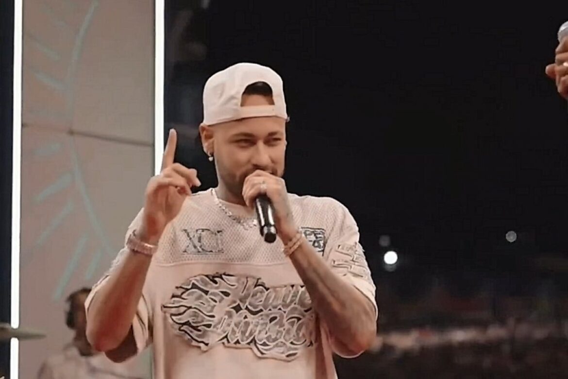 neymar-projeta-copa-do-mundo-de-2026-e-pede-ajuda-a-ancelotti-durante-show-em-sao-paulo