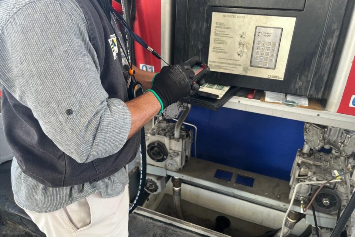 operacao-combustivel-legal-fiscaliza-30-postos-e-identifica-irregularidades-em-salvador-e-rms