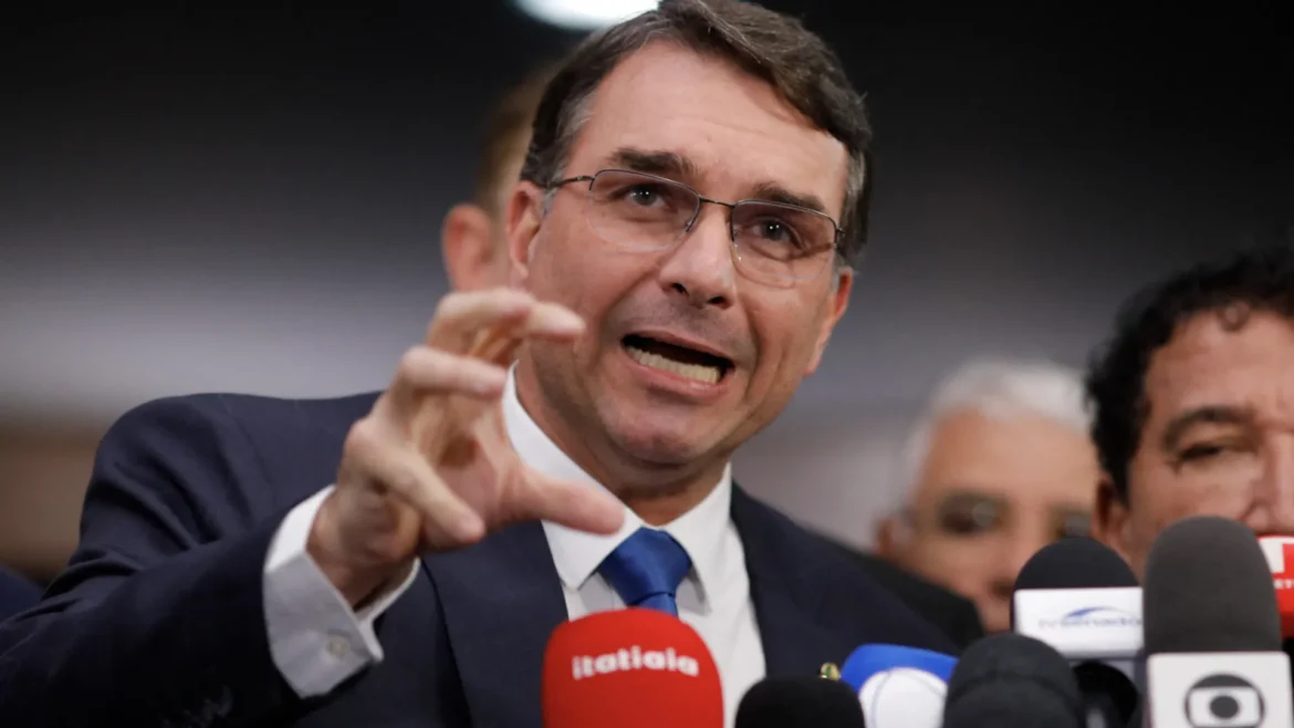 bolsonaro-confirma-em-carta-indicacao-de-flavio-como-pre-candidato-e-cita-'continuidade'