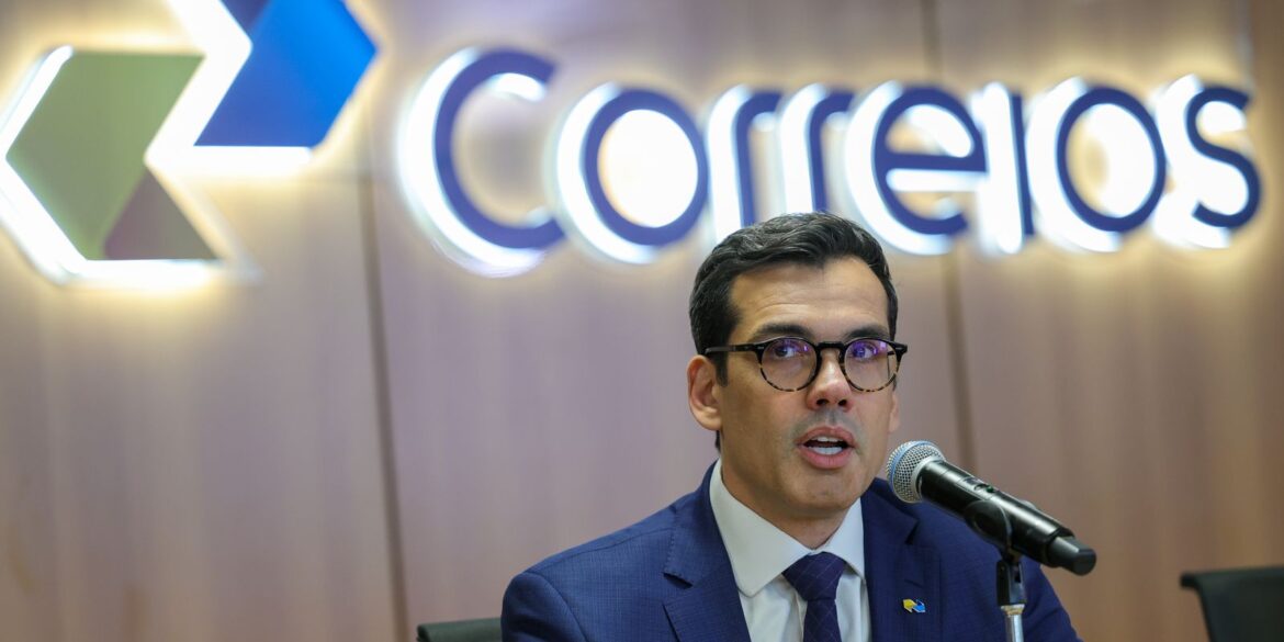 correios-preveem-15-mil-demissoes-voluntarias-e-fechar-mil-agencias