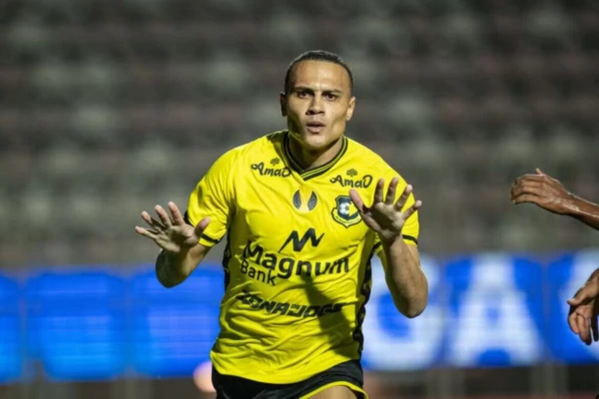 atacante-ex-corinthians-e-suspenso-por-quatro-anos-apos-exame-de-doping