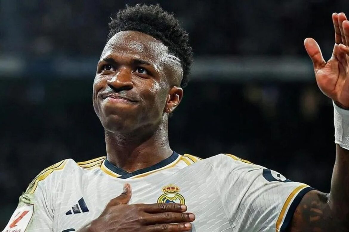 video:-vini-jr-e-vitima-de-novos-ataques-racistas-antes-de-albacete-x-real-madrid