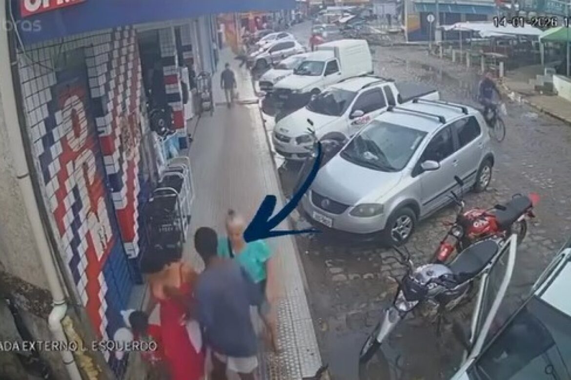 video:-influenciadora-sofre-importunacao-sexual-enquanto-caminhava-com-filho-no-interior-da-bahia
