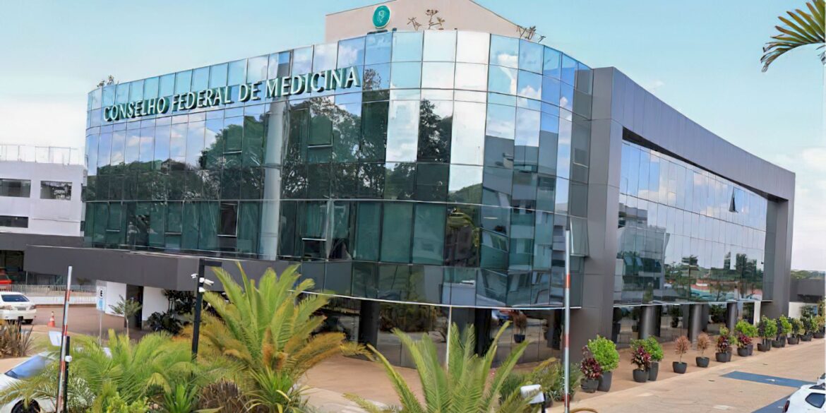 cfm-estuda-usar-enamed-para-conceder-registro-profissional