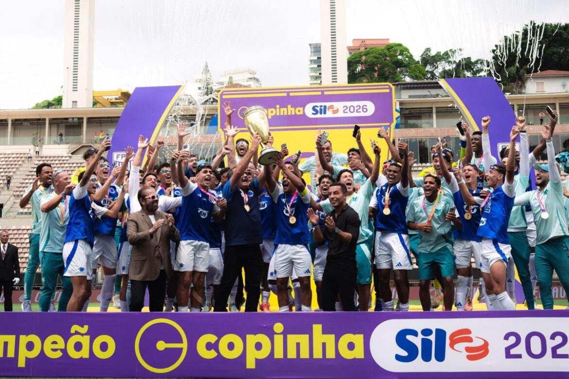 cruzeiro-bate-sao-paulo-e-fatura-bicampeonato-da-copinha-apos-19-anos