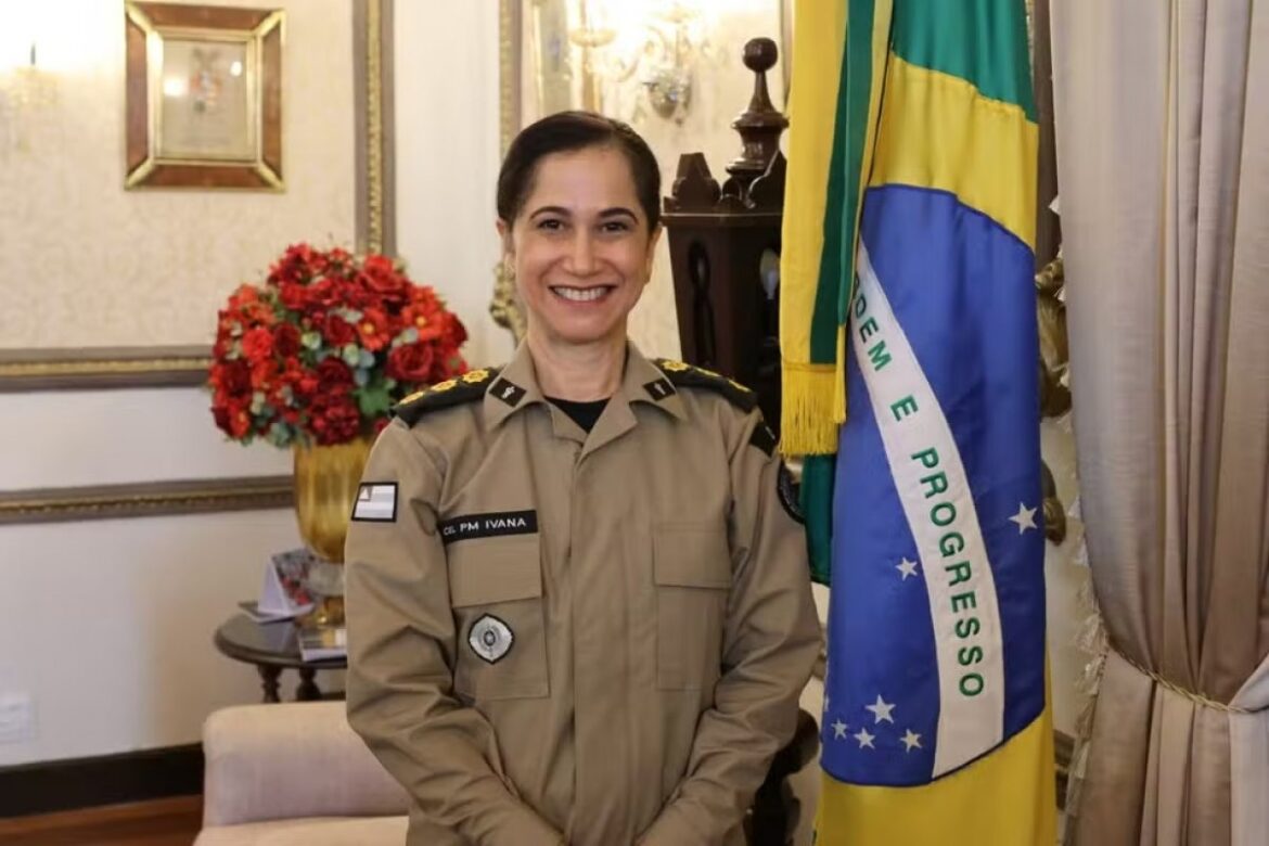 mulher-e-promovida-a-coronel-da-policia-militar-da-bahia-pela-primeira-vez-em-200-anos