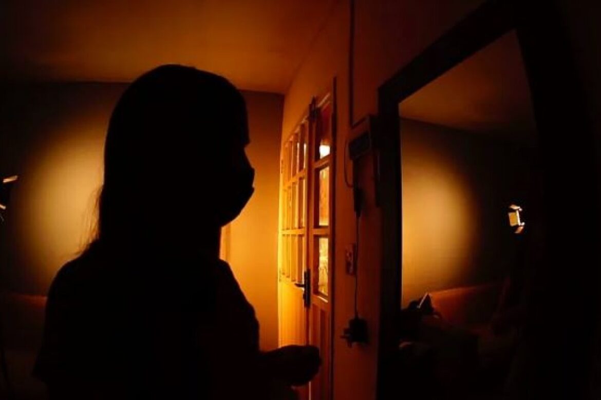 professor-da-rede-municipal-e-preso-acusado-de-estuprar-aluna-de-7-anos-em-feira-de-santana