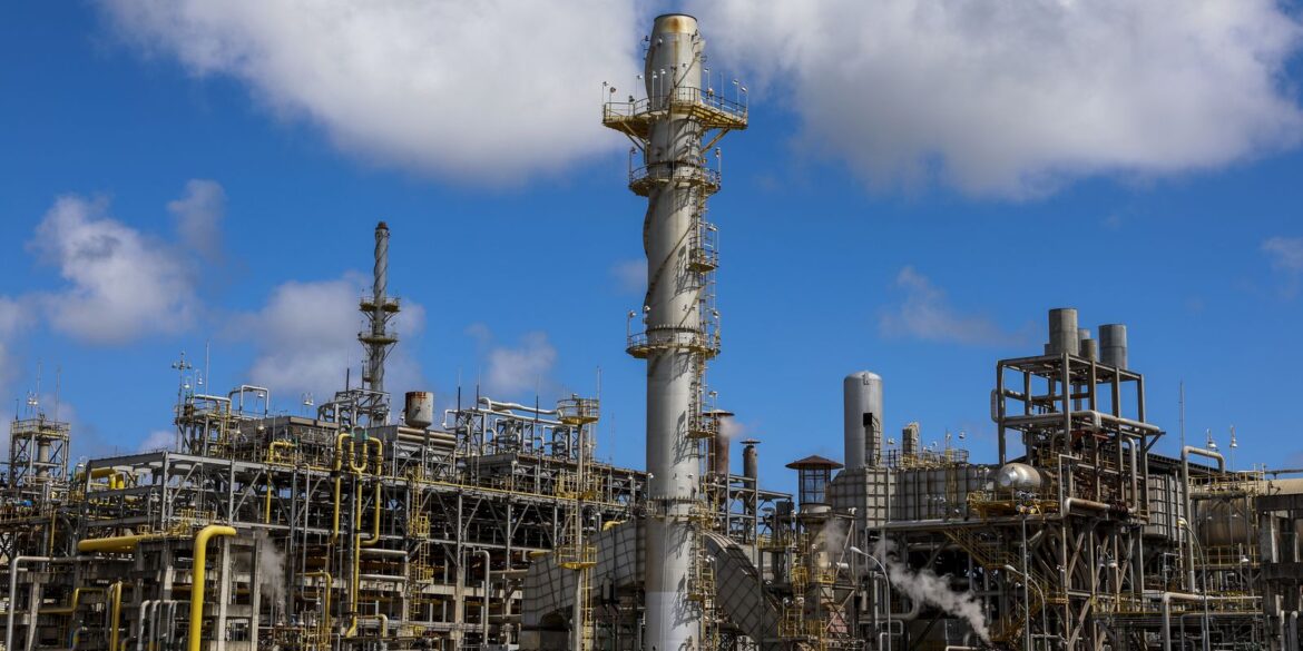 camara-aprova-reducao-de-tributos-para-industria-quimica