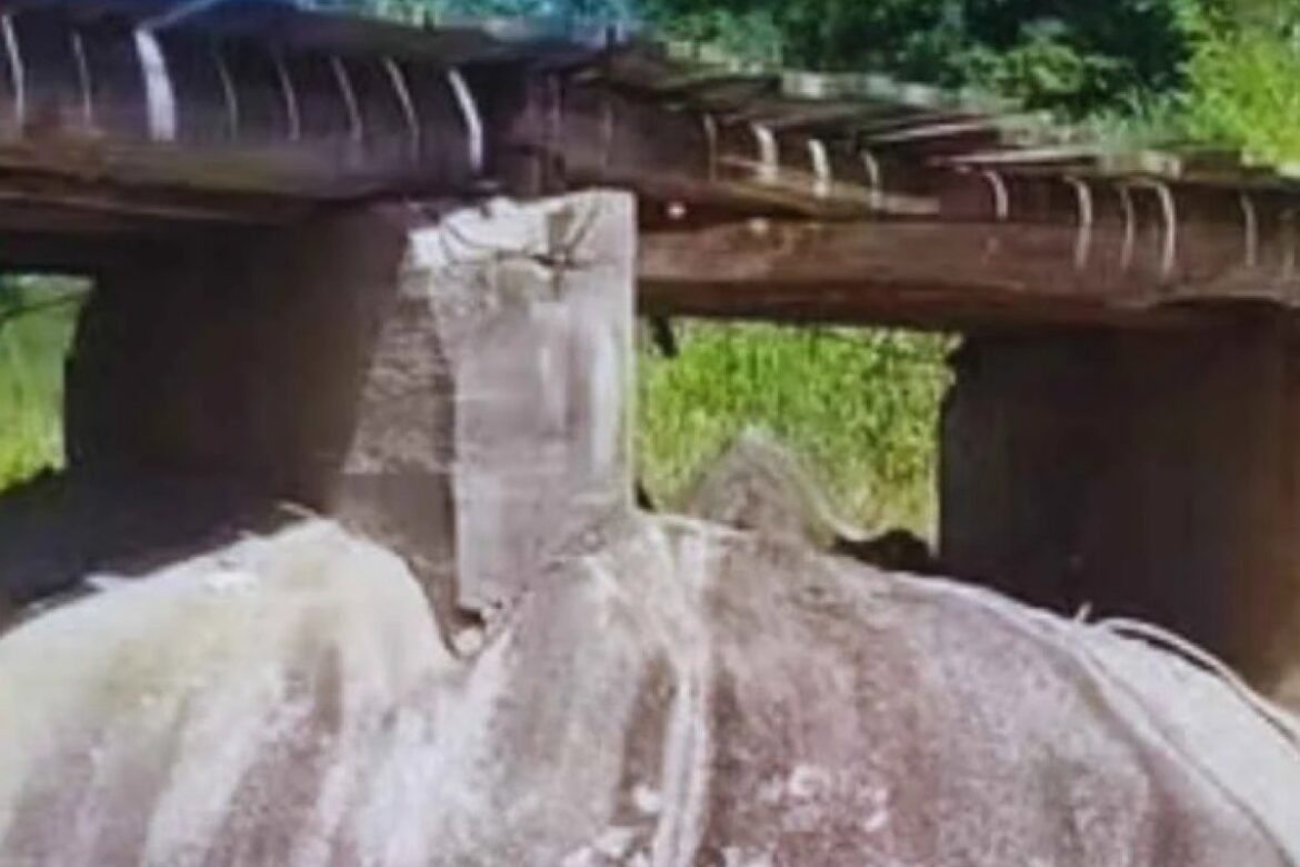 ponte-na-divisa-entre-bahia-e-minas-gerais-e-interditada-apos-risco-de-desabamento