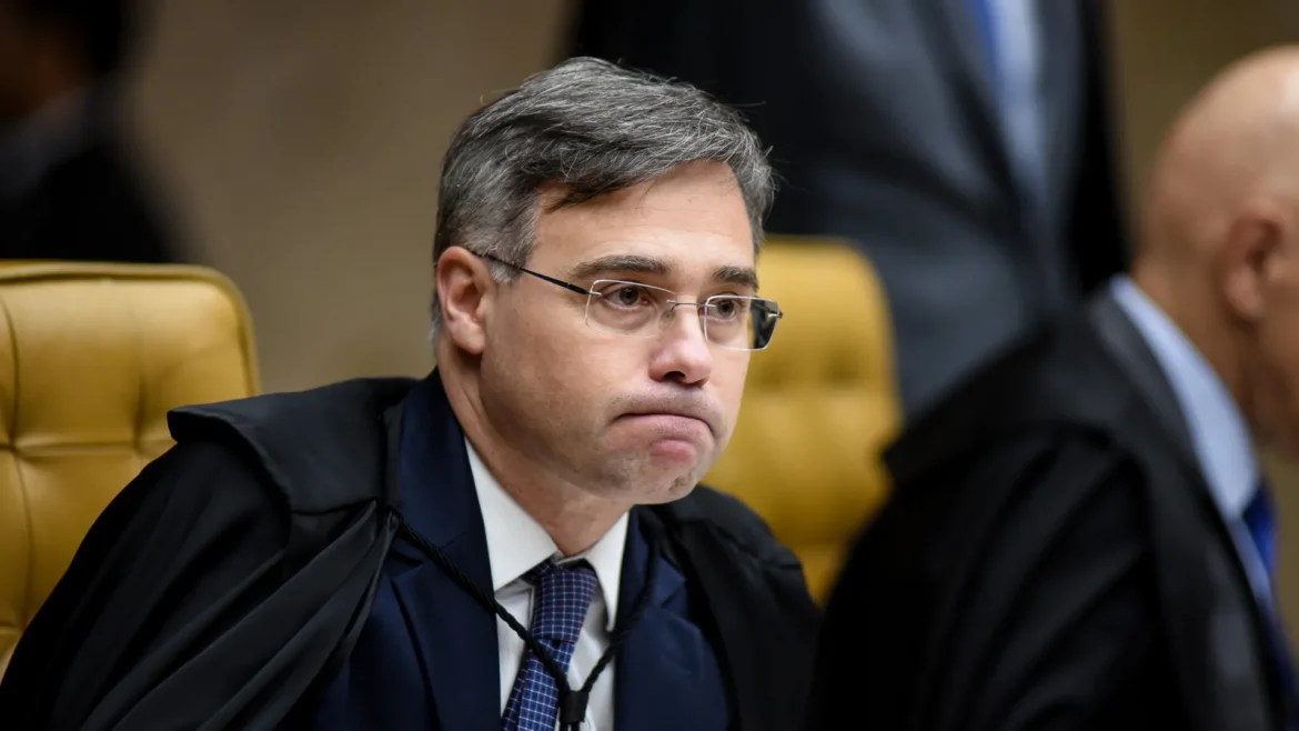 andre-mendonca-diz-que-lucro-do-seu-instituto-sera-doado