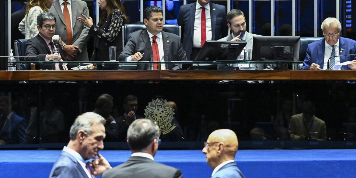 senado-aprova-projeto-que-endurece-penas-para-crimes-de-furto-e-roubo
