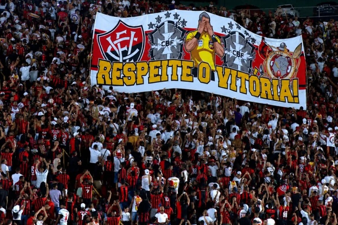 vitoria-e-punido-pelo-stjd-em-r$-20-mil-apos-protesto-da-torcida-contra-a-cbf