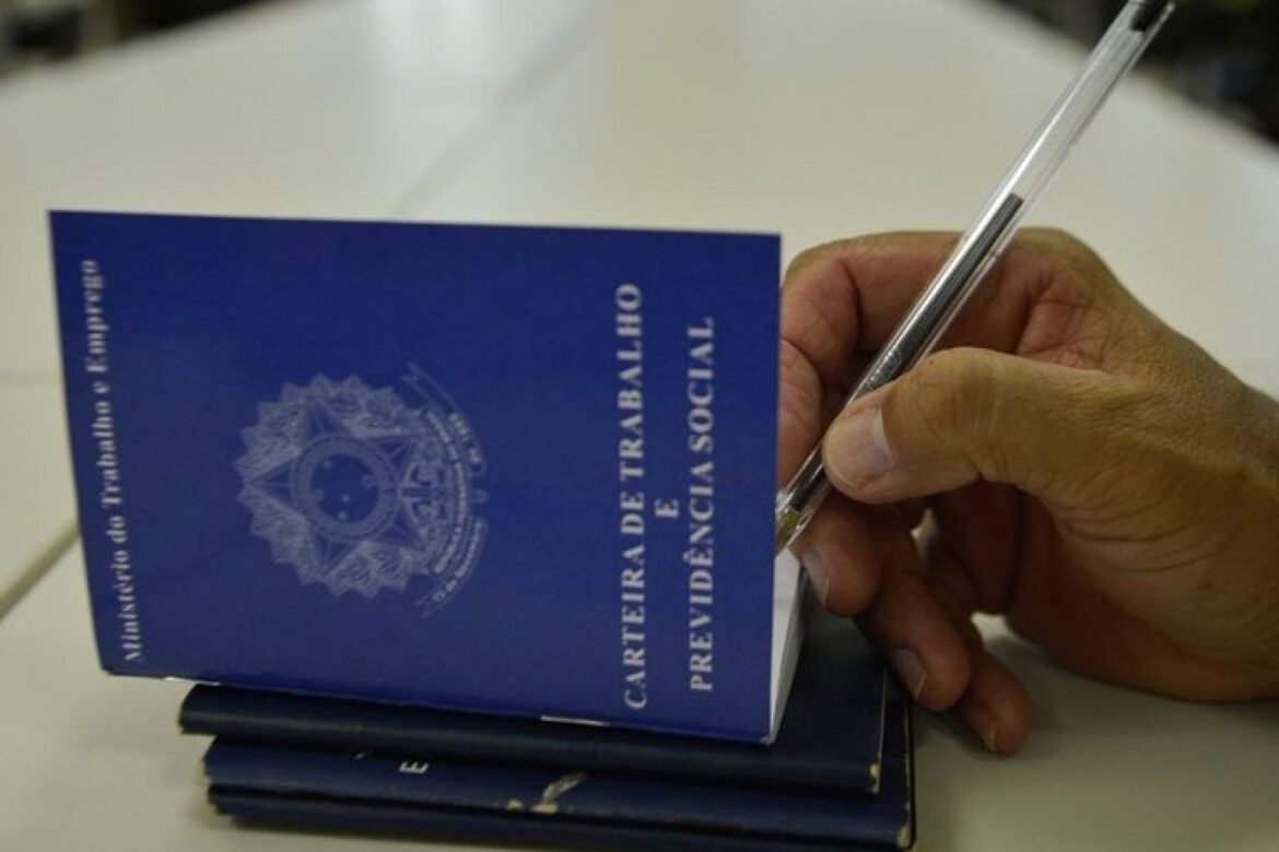 sinebahia-divulga-novas-oportunidades-de-emprego-para-esta-sexta-feira-(22)