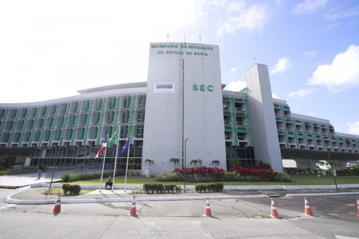 governo-jeronimo-reduz-cerca-de-r$1-bilhao-para-educacao-no-orcamento-de-2026,-conforme-dados-publicos