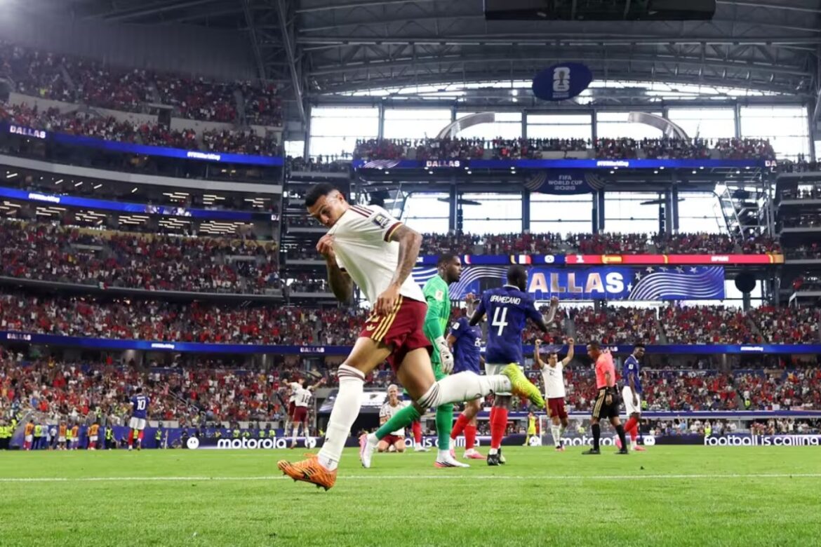 espanha-amplia-dominio-sobre-a-franca,-confirma-forca-da-nova-geracao-e-vai-a-final-da-copa