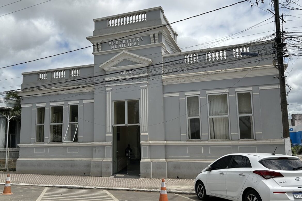 prefeitura-de-santo-estevao-e-alvo-de-representacao-por-suposto-vazamento-de-dados-de-pacientes-da-rede-publica