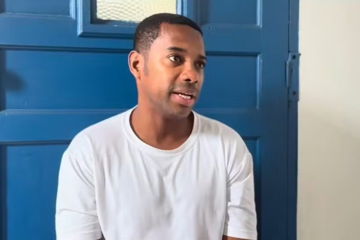 robinho-tem-pena-reduzida-em-301-dias-apos-atividades-de-trabalho-e-estudo