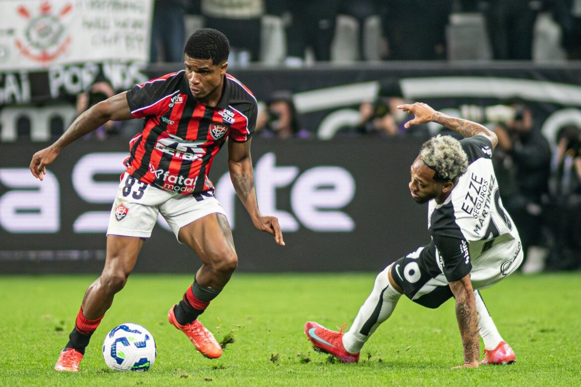 vitoria-volta-a-neo-quimica-arena-em-busca-de-fim-de-tabu-contra-o-corinthians